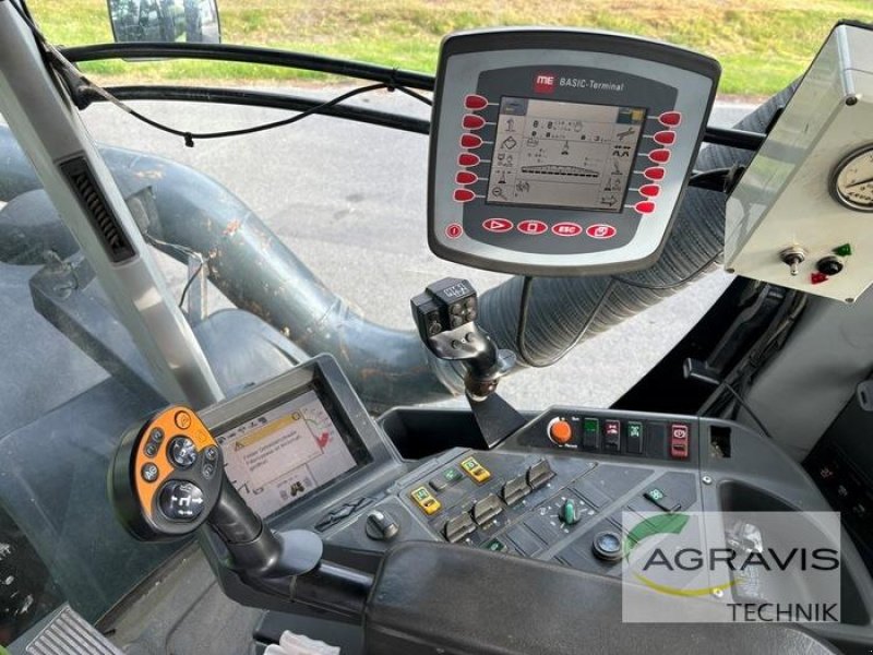 Traktor typu CLAAS XERION 3800 TRAC VC, Gebrauchtmaschine v Meppen (Obrázek 24)