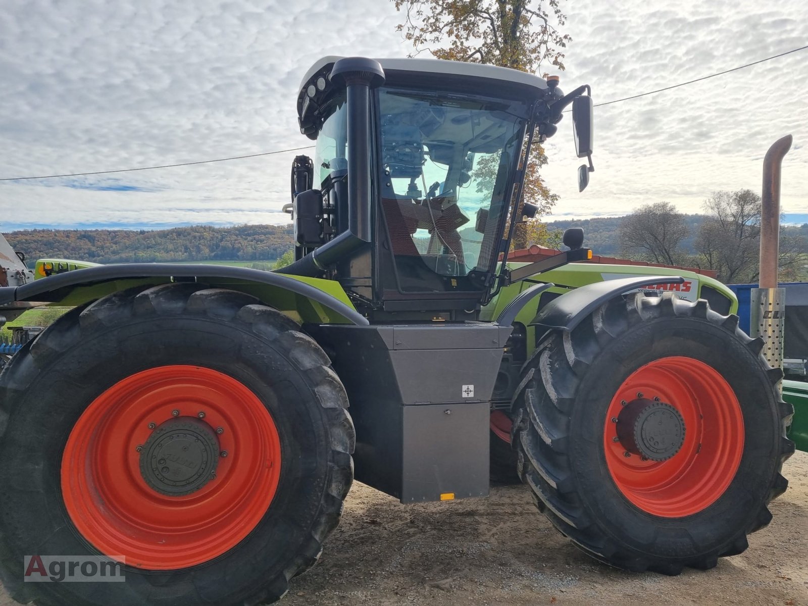 Traktor типа CLAAS Xerion 3800 Trac VC, Gebrauchtmaschine в Meißenheim-Kürzell (Фотография 2)