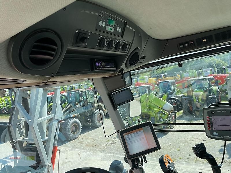 Traktor от тип CLAAS XERION 3800 Trac VC, Gebrauchtmaschine в Schwülper (Снимка 15)