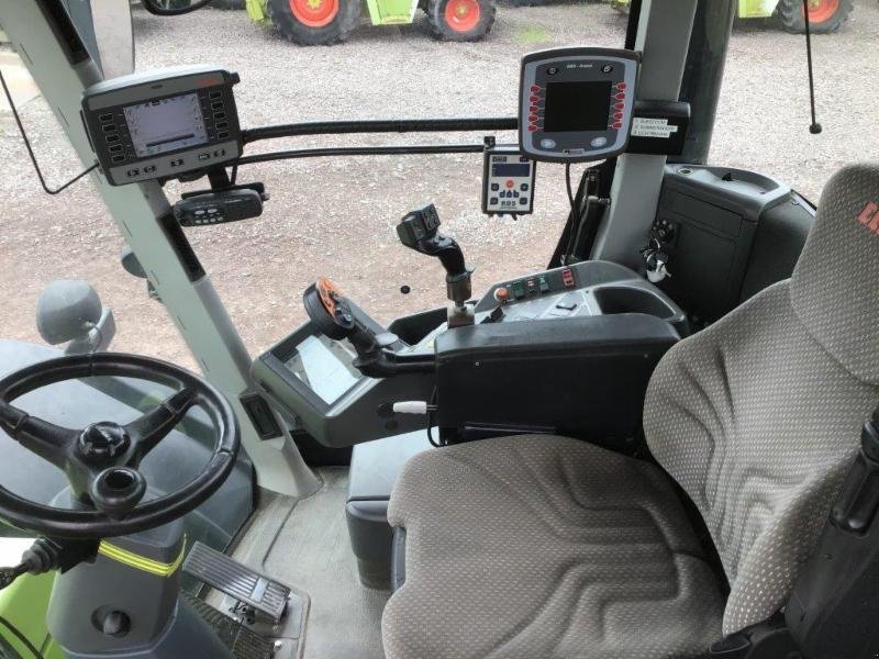 Traktor van het type CLAAS XERION 3800 TRAC VC, Gebrauchtmaschine in Landsberg (Foto 10)