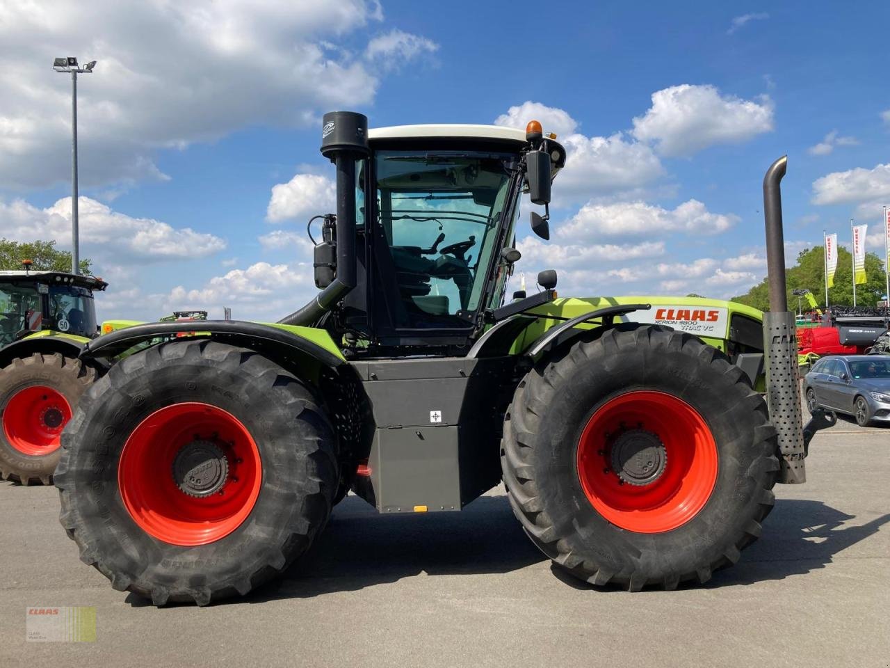 Traktor del tipo CLAAS XERION 3800 TRAC VC, Gebrauchtmaschine en Molbergen (Imagen 2)