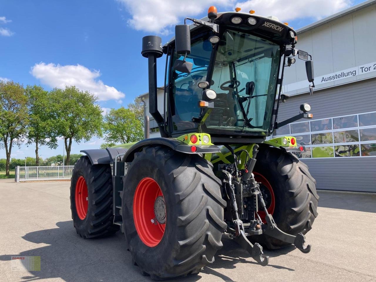 Traktor typu CLAAS XERION 3800 TRAC VC, Gebrauchtmaschine v Molbergen (Obrázok 5)