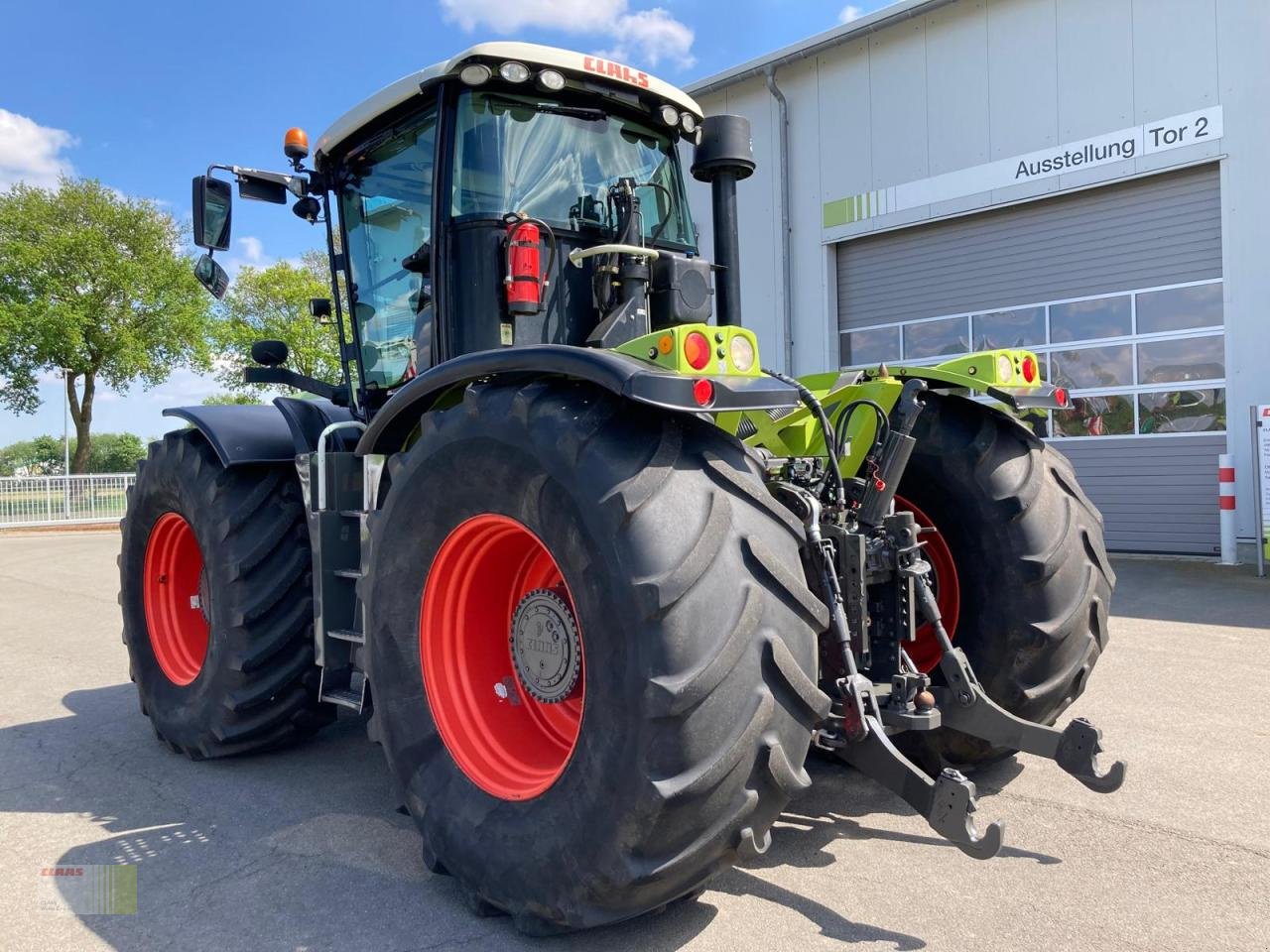 Traktor typu CLAAS XERION 3800 TRAC VC, Gebrauchtmaschine v Molbergen (Obrázok 10)