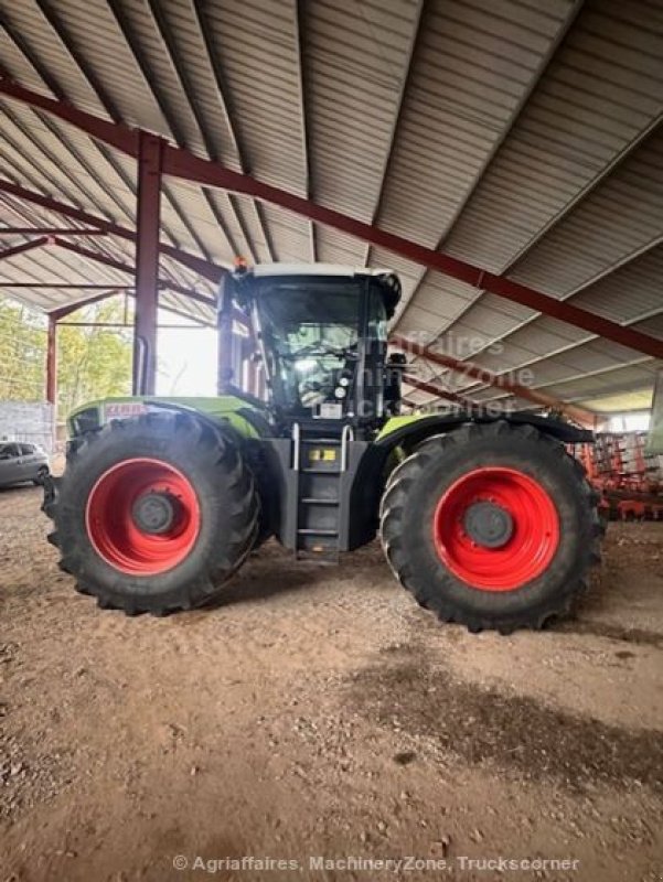 Traktor Türe ait CLAAS XERION 3800 TRAC VC, Gebrauchtmaschine içinde LOMBEZ (resim 4)