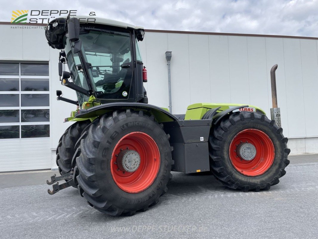 Traktor typu CLAAS Xerion 3800 Trac VC, Gebrauchtmaschine w Rietberg (Zdjęcie 3)