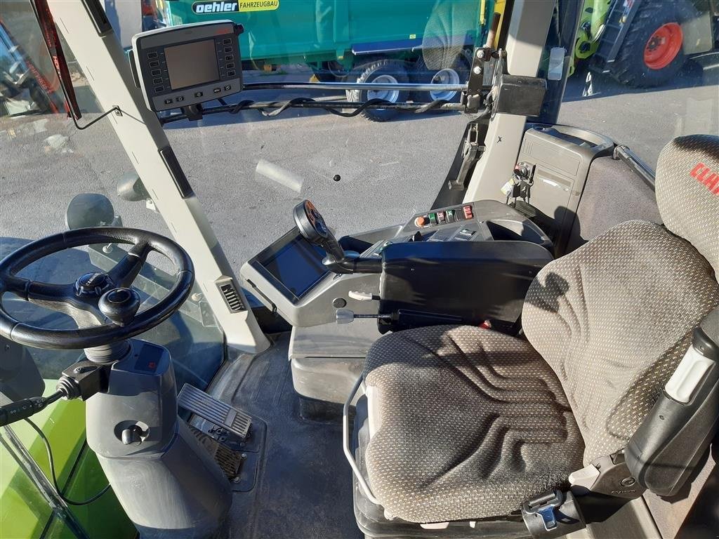 Traktor des Typs CLAAS Xerion 3800 Trac, Gebrauchtmaschine in Grimma (Bild 7)