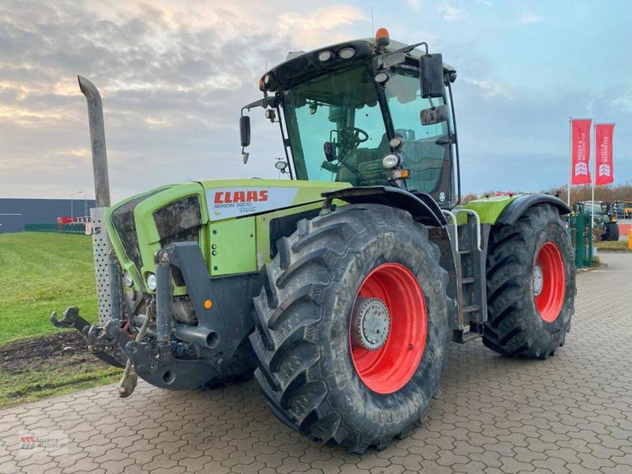 Traktor του τύπου CLAAS XERION 3800 TRAC, Gebrauchtmaschine σε Oyten (Φωτογραφία 1)