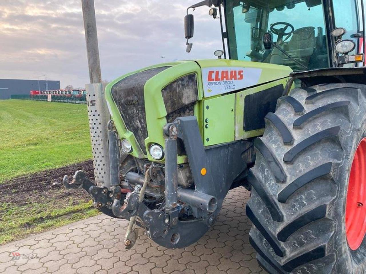 Traktor des Typs CLAAS XERION 3800 TRAC, Gebrauchtmaschine in Oyten (Bild 2)