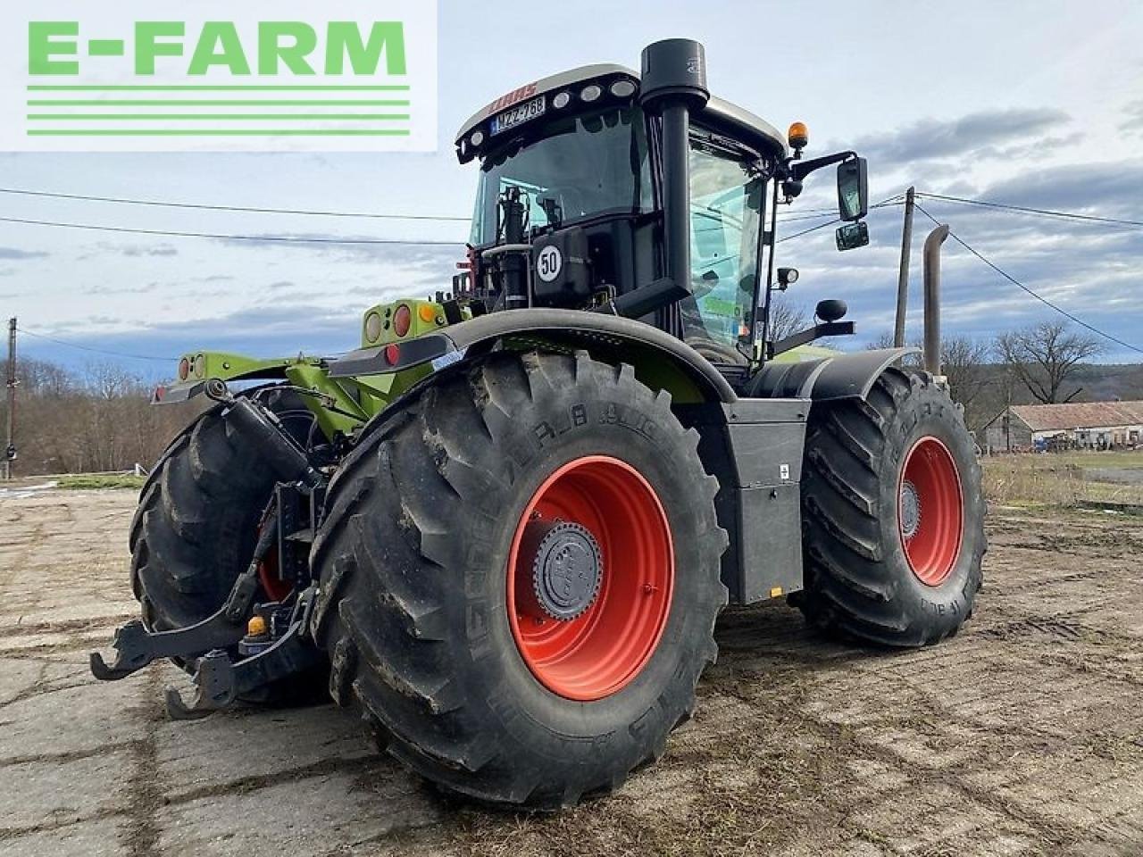 Traktor typu CLAAS xerion 3800 vc, Gebrauchtmaschine w SZEGED (Zdjęcie 3)