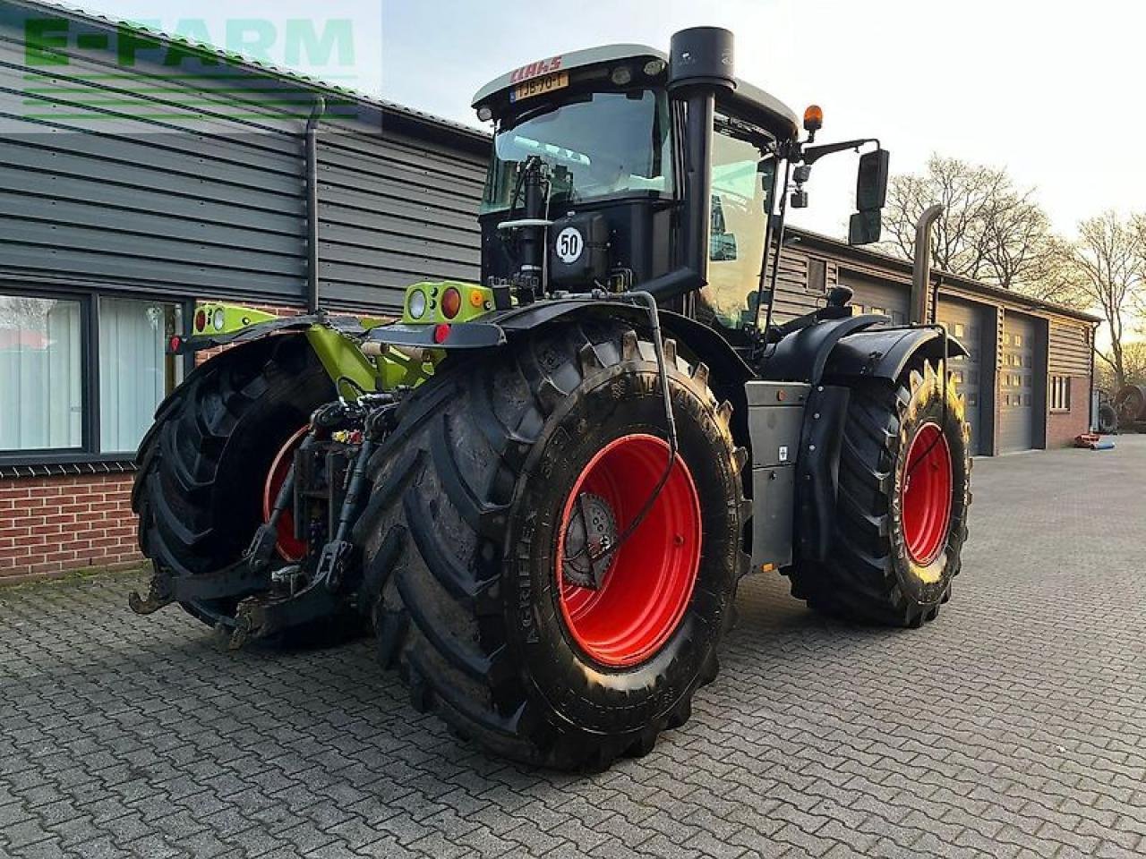 Traktor typu CLAAS xerion 3800, Gebrauchtmaschine w ag BROEKLAND (Zdjęcie 7)