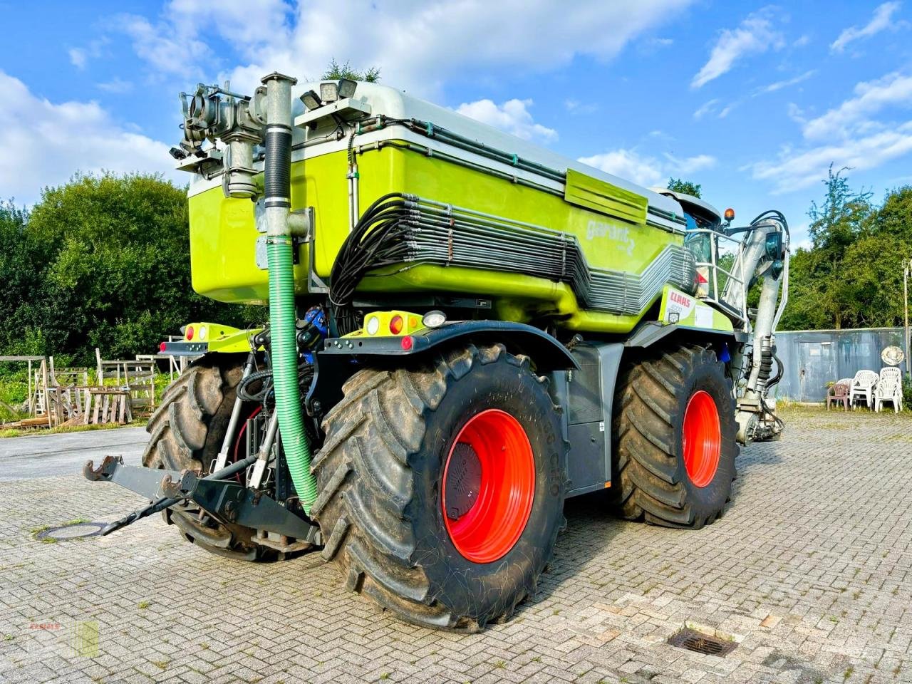 Traktor des Typs CLAAS XERION 4000 SADDLE TRAC, KOTTE Gülletechnik 16 cbm, Frontansaugstation, Leistungshydraulik, Lenksyst, Gebrauchtmaschine in Westerstede (Bild 8)