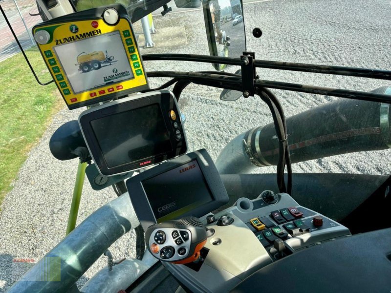 Traktor a típus CLAAS XERION 4000 SADDLE TRAC, ZUNHAMMER Gülletechnik 16, Gebrauchtmaschine ekkor: Neerstedt (Kép 12)