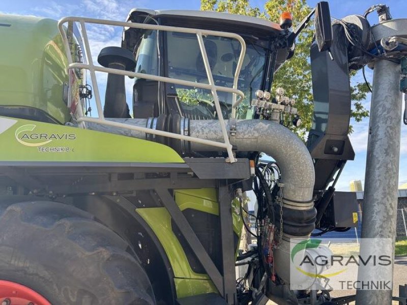 Traktor des Typs CLAAS XERION 4000 SADDLE TRAC, Gebrauchtmaschine in Meppen (Bild 9)