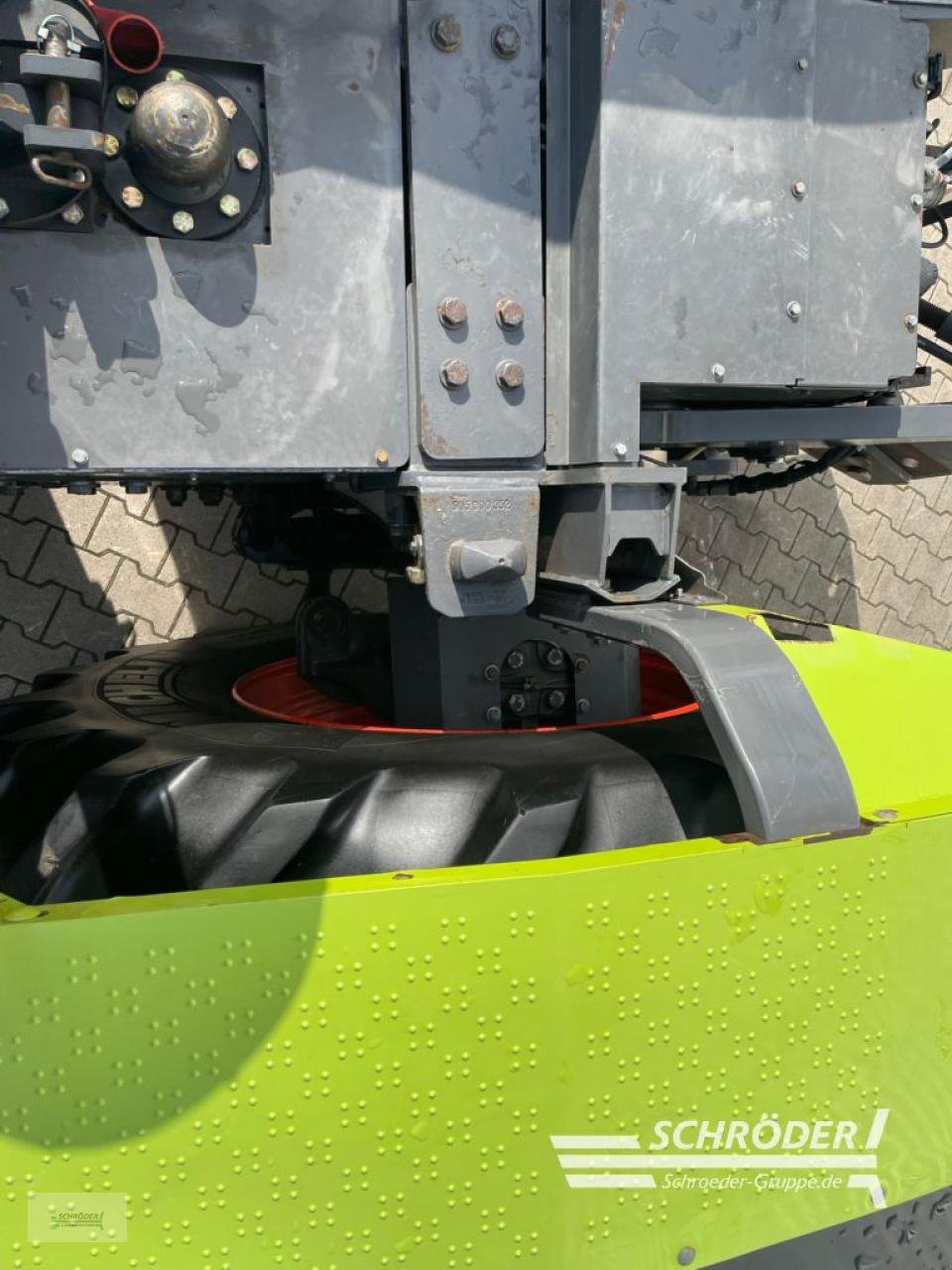 Traktor typu CLAAS XERION 4000 SADDLE TRAC, Gebrauchtmaschine v Wildeshausen (Obrázek 21)