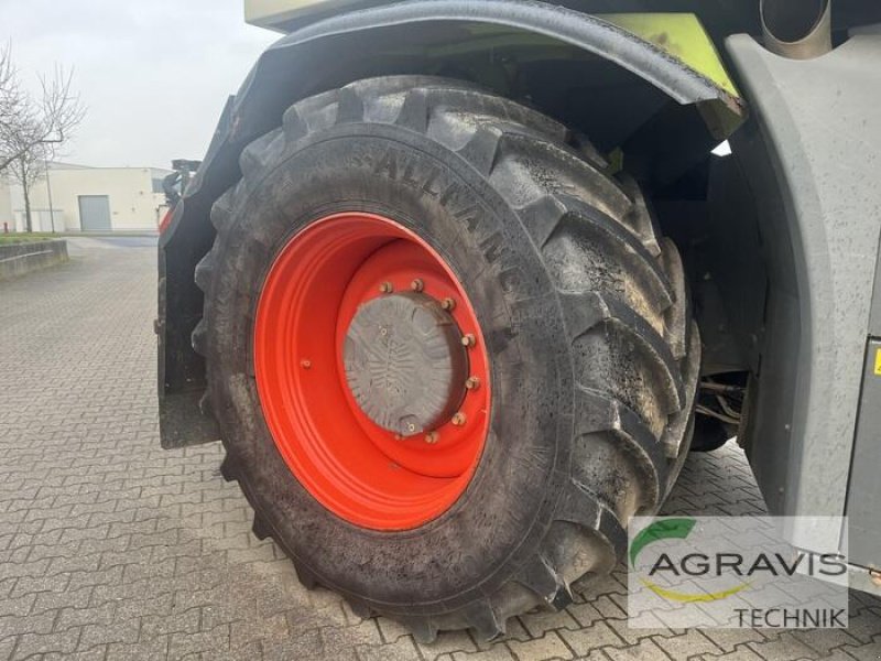 Traktor za tip CLAAS XERION 4000 SADDLE TRAC, Gebrauchtmaschine u Alpen (Slika 17)