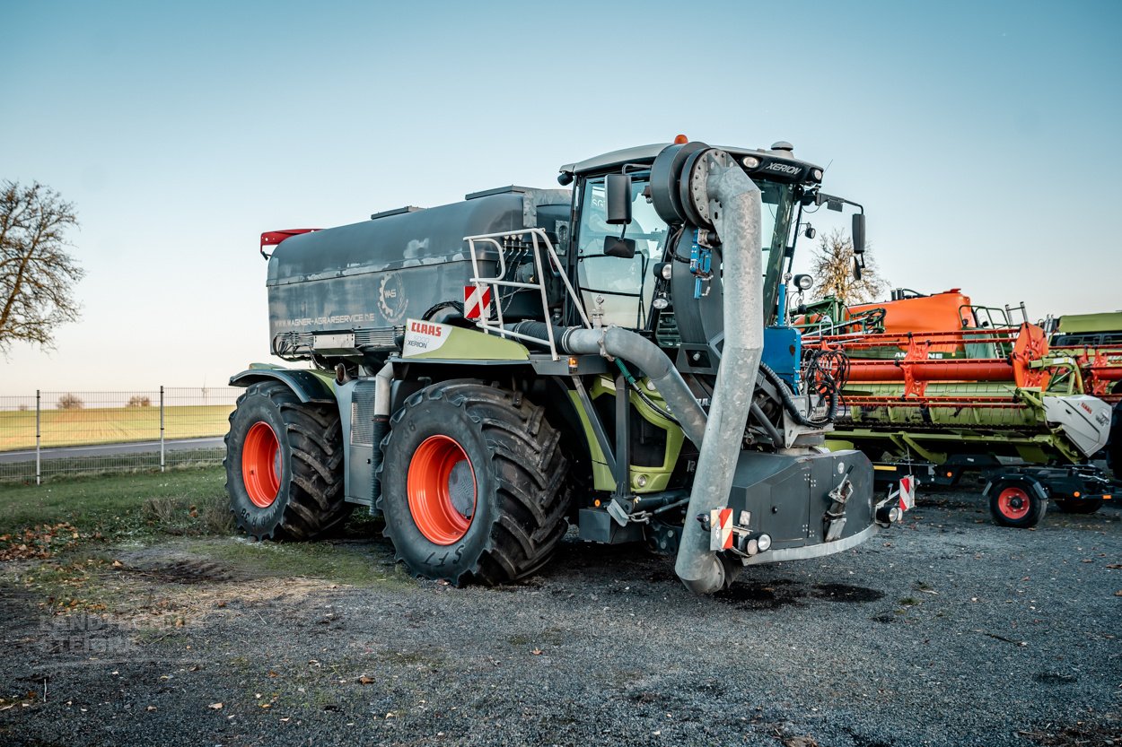 Traktor типа CLAAS Xerion 4000 ST, Gebrauchtmaschine в Osterfeld (Фотография 2)