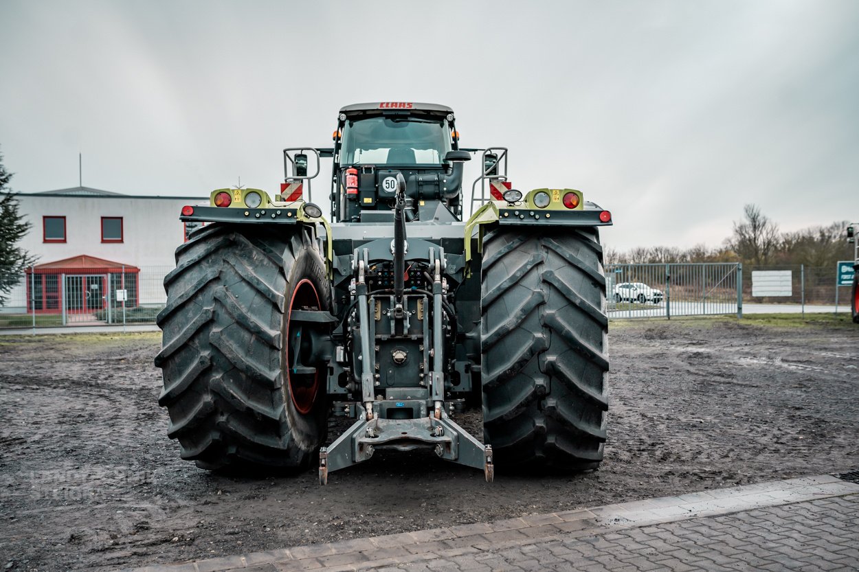 Traktor от тип CLAAS Xerion 4000 ST, Gebrauchtmaschine в Steigra (Снимка 9)