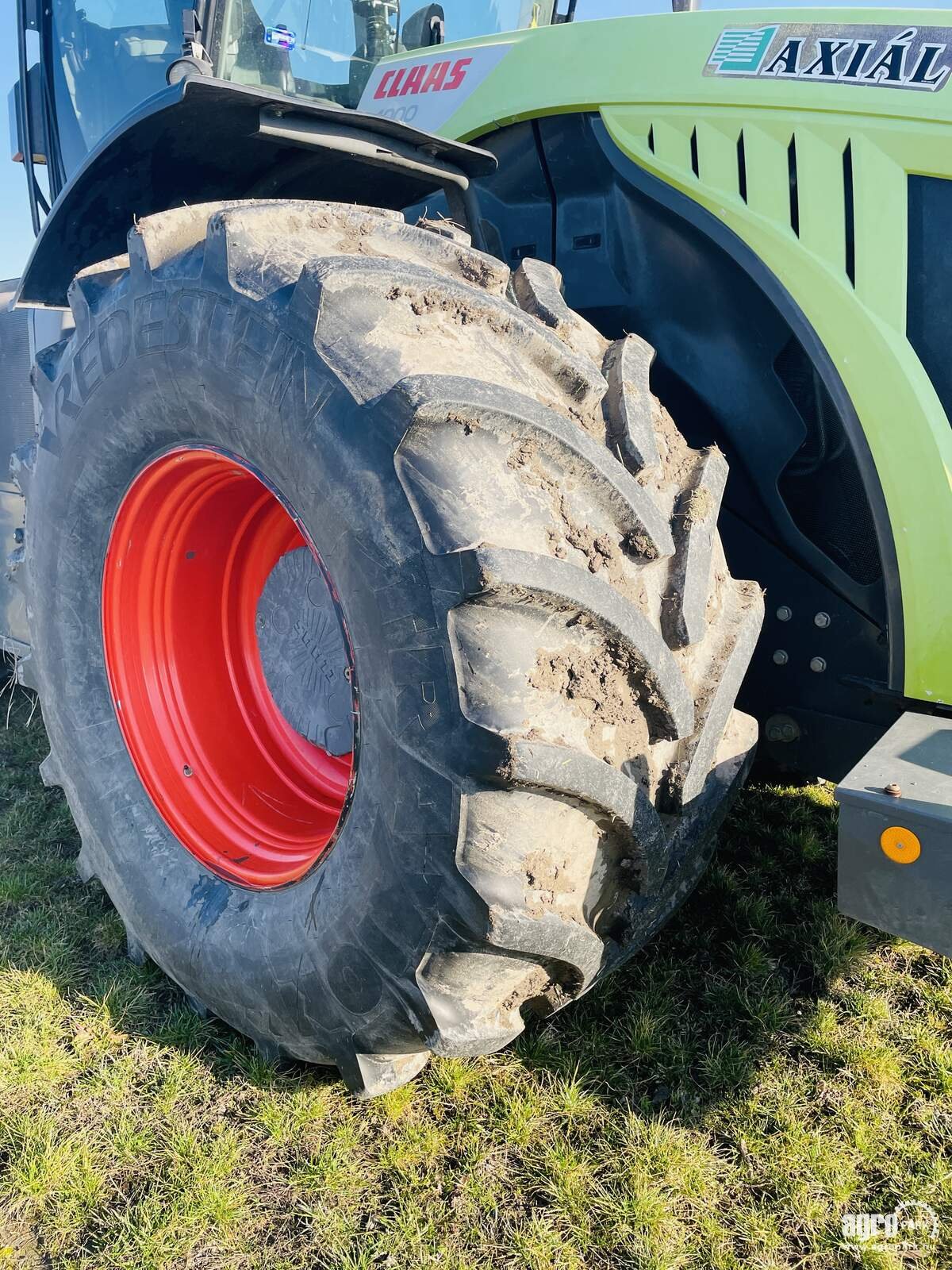 Traktor del tipo CLAAS XERION 4000 TRAC , Gebrauchtmaschine en Csengele (Imagen 22)