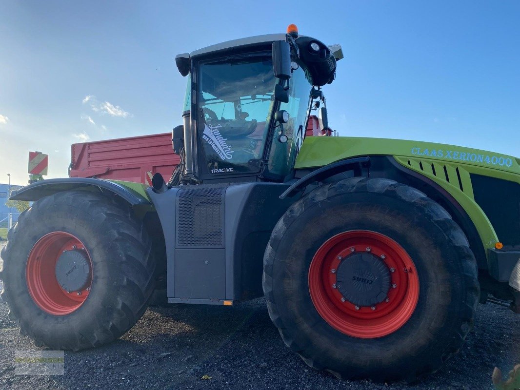 Traktor of the type CLAAS Xerion 4000 TRAC VC + GPS Egnos, Gebrauchtmaschine in Mühlengeez (Picture 5)