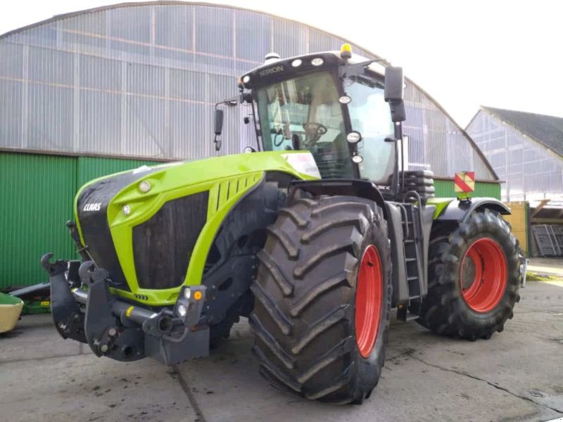 Traktor of the type CLAAS XERION 4000 Trac VC, Gebrauchtmaschine in Liebenwalde (Picture 1)