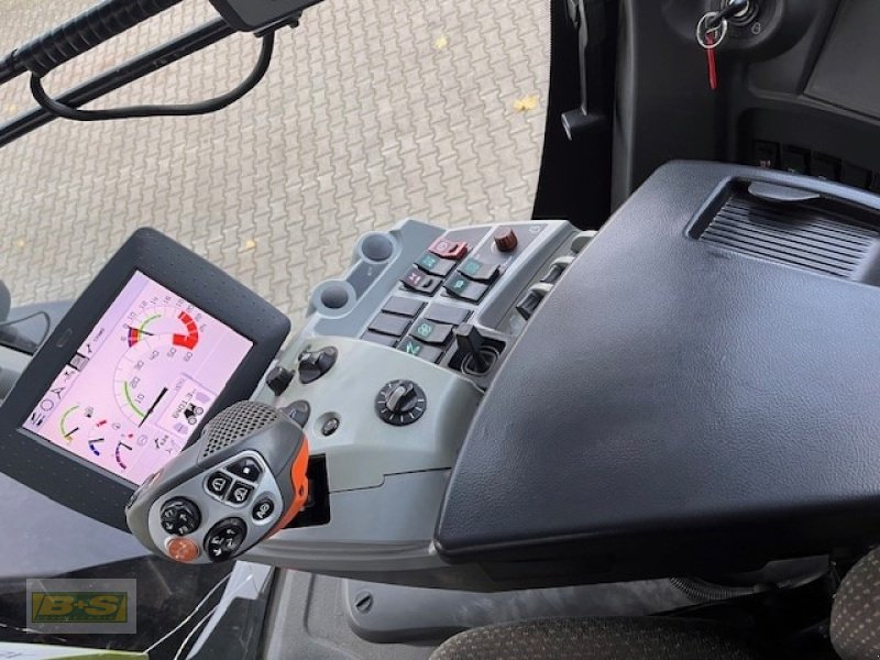 Traktor van het type CLAAS Xerion 4000 Trac VC, Gebrauchtmaschine in Grabow (Foto 5)