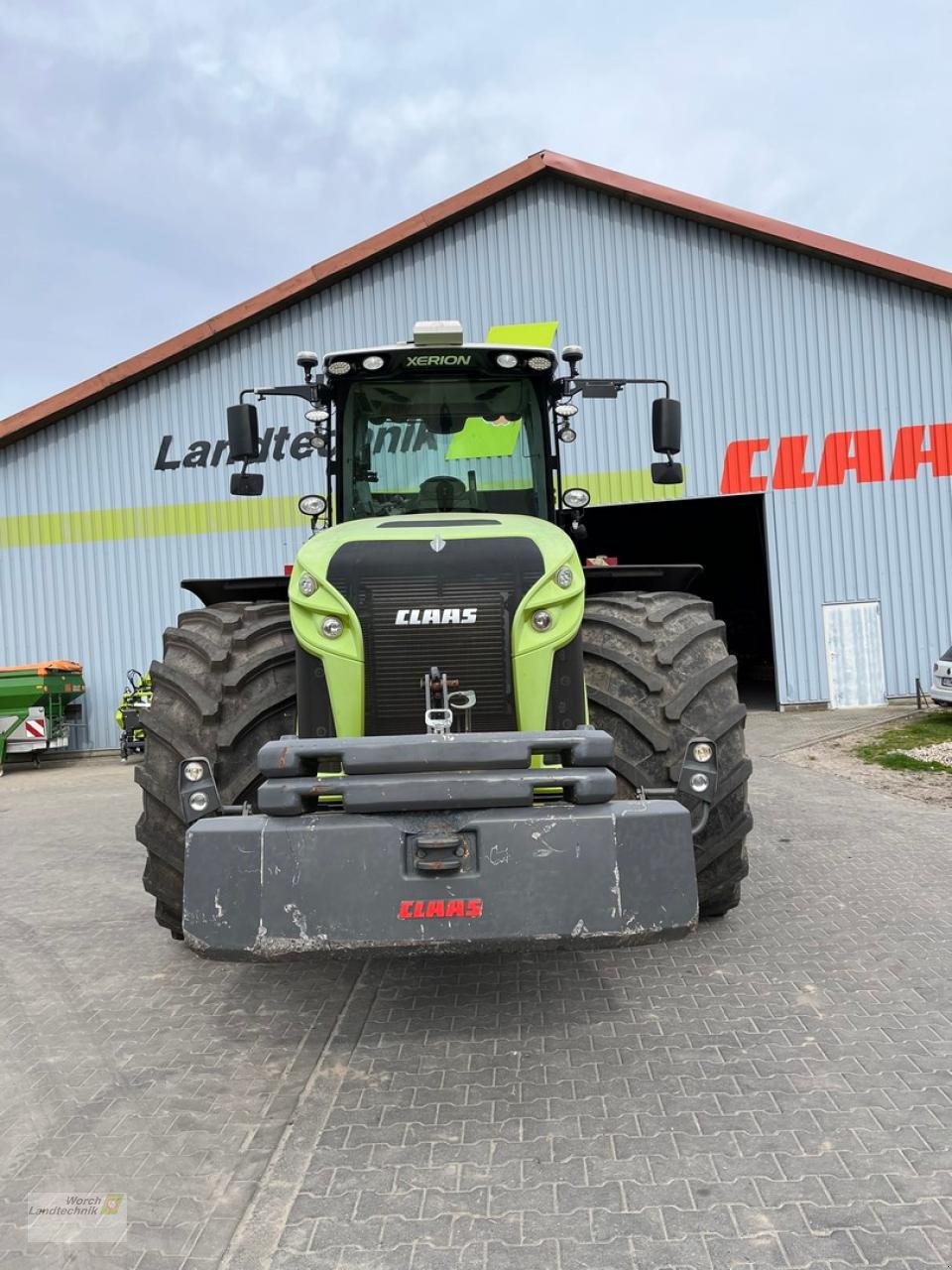 Traktor του τύπου CLAAS Xerion 4000 Trac VC, Gebrauchtmaschine σε Schora (Φωτογραφία 2)