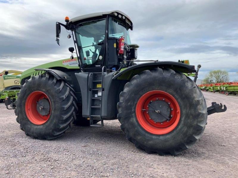 Traktor van het type CLAAS XERION 4000 TRAC, Gebrauchtmaschine in Landsberg (Foto 6)