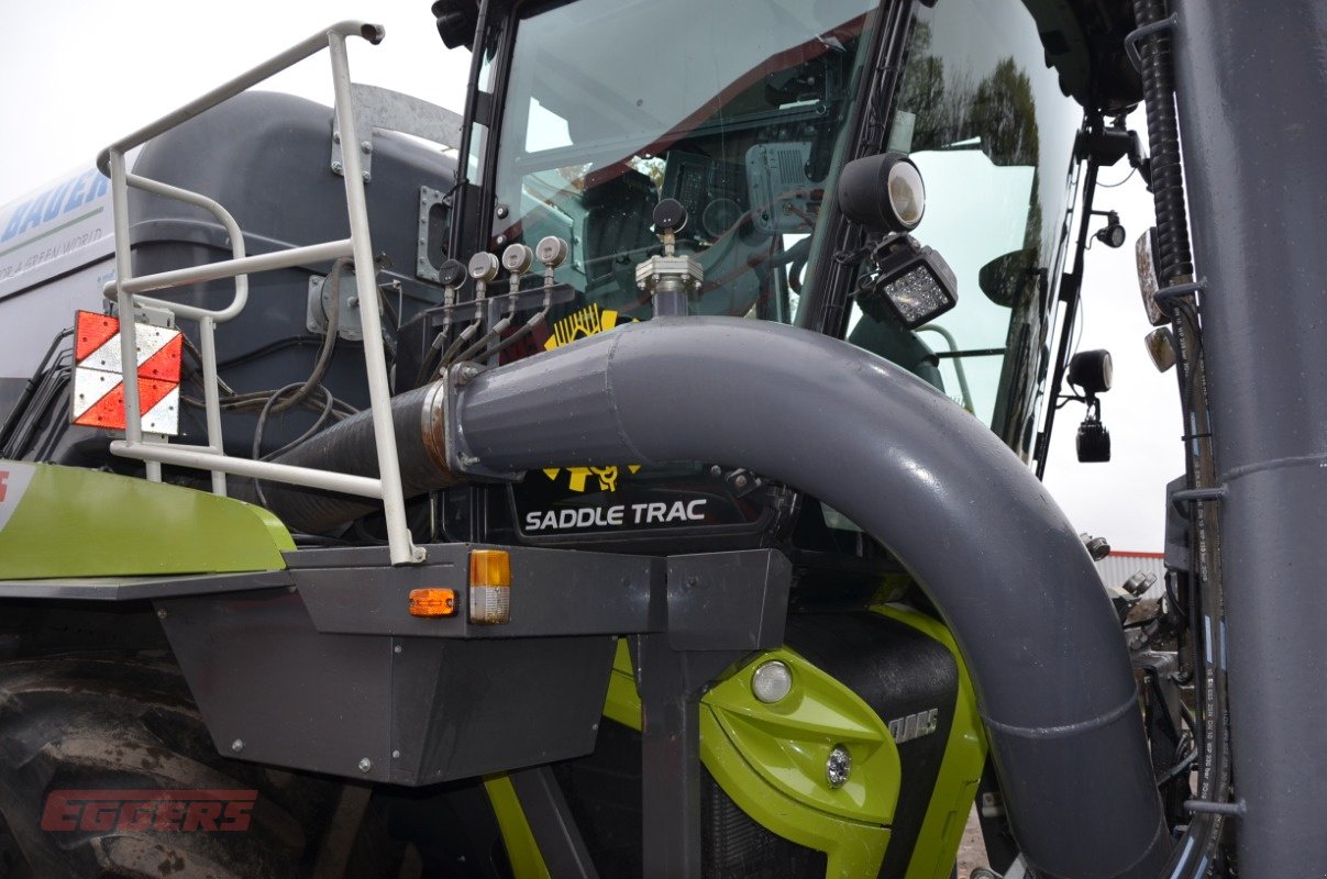 Traktor van het type CLAAS XERION 4200 SADDLE TRAC Bauer, Gebrauchtmaschine in Suhlendorf (Foto 24)