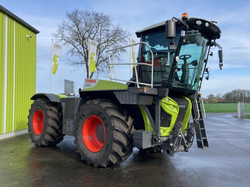 Traktor typu CLAAS XERION 4200 SADDLE TRAC, Gebrauchtmaschine v Molbergen (Obrázek 3)