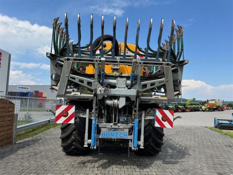 Traktor des Typs CLAAS XERION 4200 SADDLE TRAC, Gebrauchtmaschine in Töging a. Inn (Bild 5)