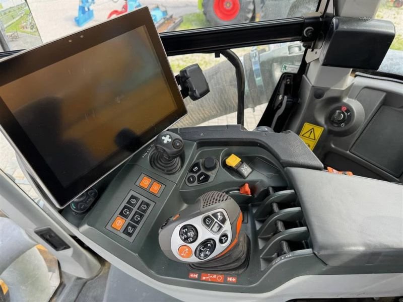 Traktor tip CLAAS XERION 4200 SADDLE TRAC, Gebrauchtmaschine in Töging a. Inn (Poză 14)