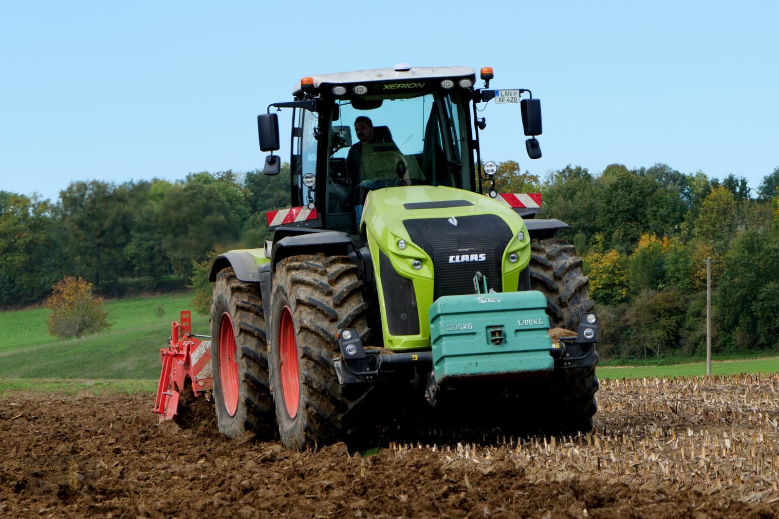 Traktor tip CLAAS XERION 4200 Trac VC RTK, Gebrauchtmaschine in Eichendorf (Poză 1)