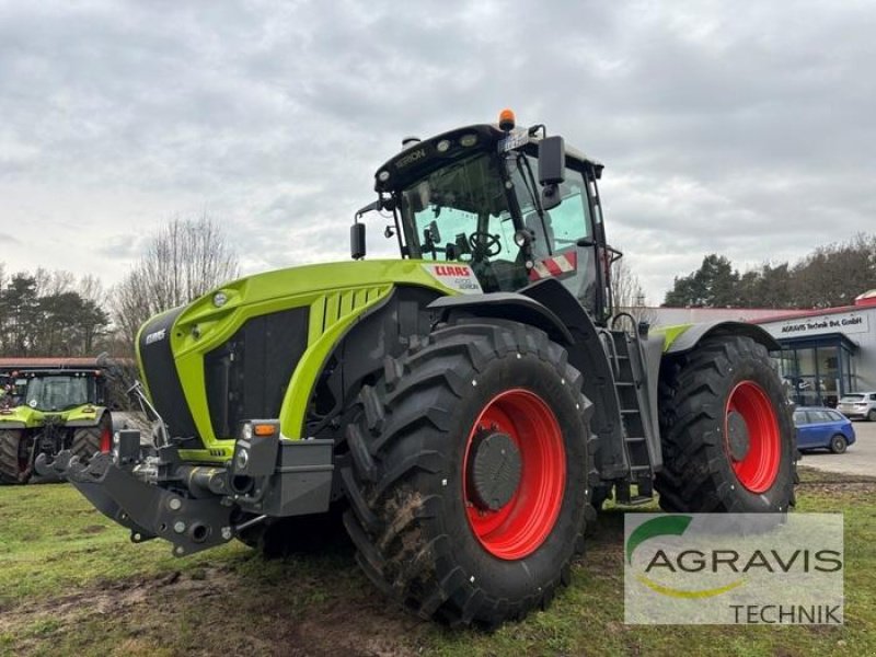 Traktor типа CLAAS XERION 4200 TRAC VC, Gebrauchtmaschine в Meppen (Фотография 1)