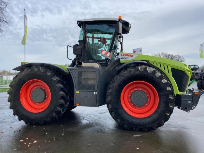 Traktor van het type CLAAS XERION 4200 TRAC VC, Gebrauchtmaschine in Molbergen (Foto 5)