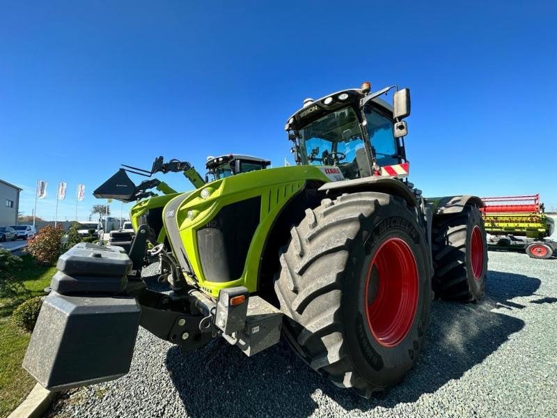 Traktor del tipo CLAAS XERION 4200 TRAC, Gebrauchtmaschine en Ovidiu jud. Constanta (Imagen 2)