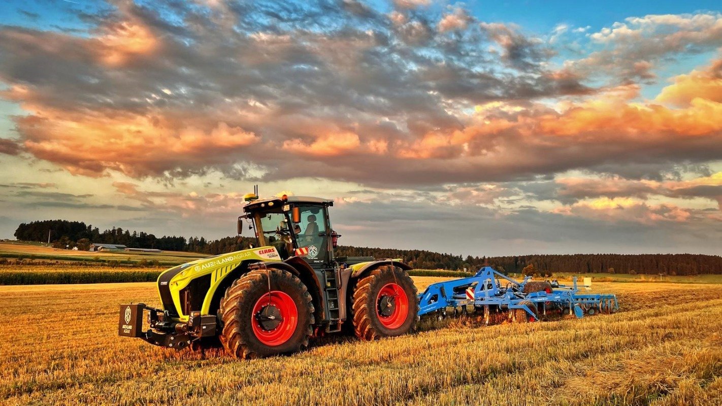 Traktor typu CLAAS Xerion 4200 VC Bj 2022 609 Motorstunden, Gebrauchtmaschine v Schutterzell (Obrázok 2)