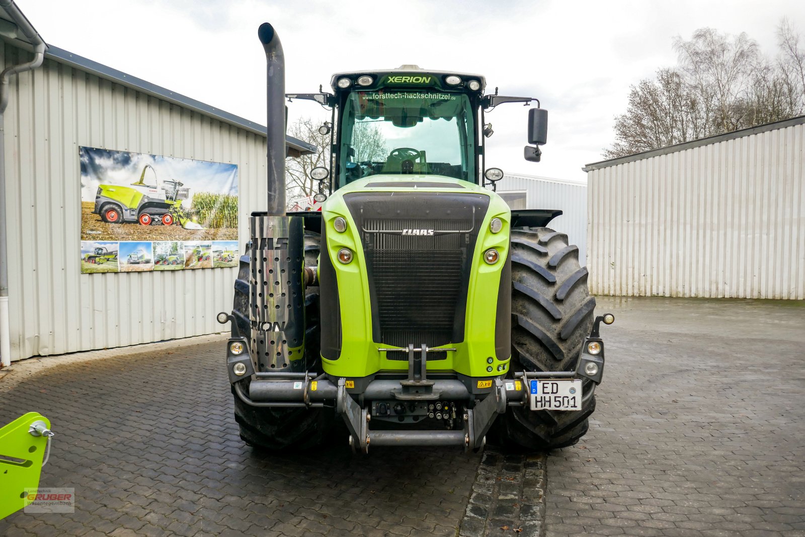 Traktor del tipo CLAAS Xerion 4500 Trac VC, Gebrauchtmaschine en Dorfen (Imagen 3)