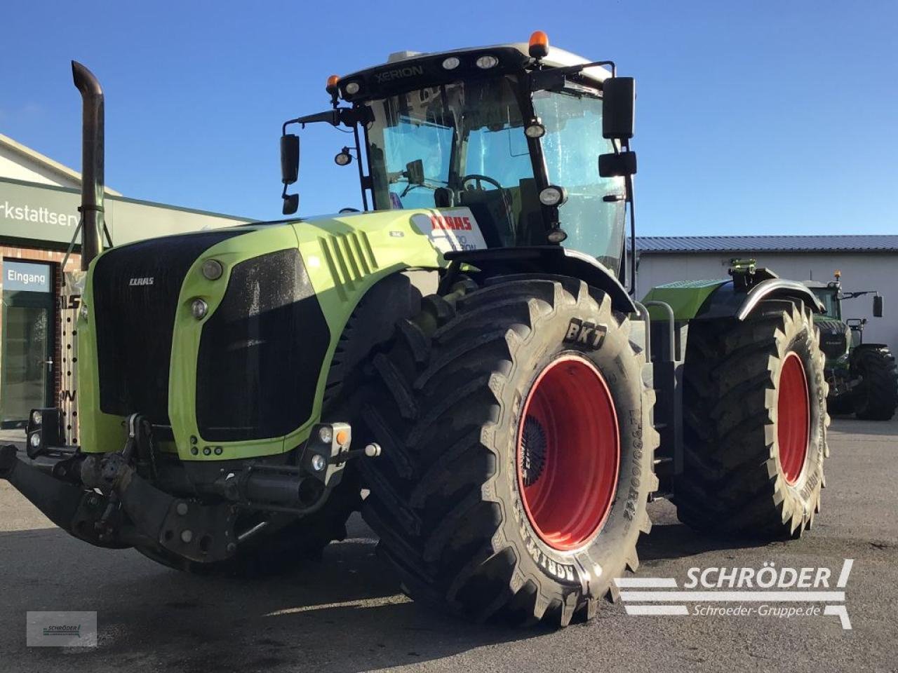 Traktor Türe ait CLAAS XERION 4500, Gebrauchtmaschine içinde Penzlin (resim 2)