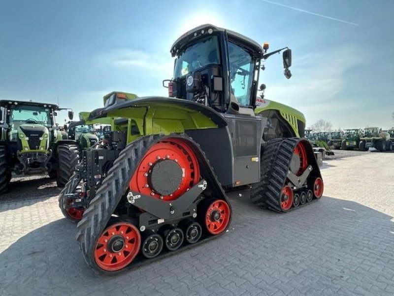 Traktor des Typs CLAAS XERION 5000 TRAC TS, Gebrauchtmaschine in Landsberg (Bild 4)