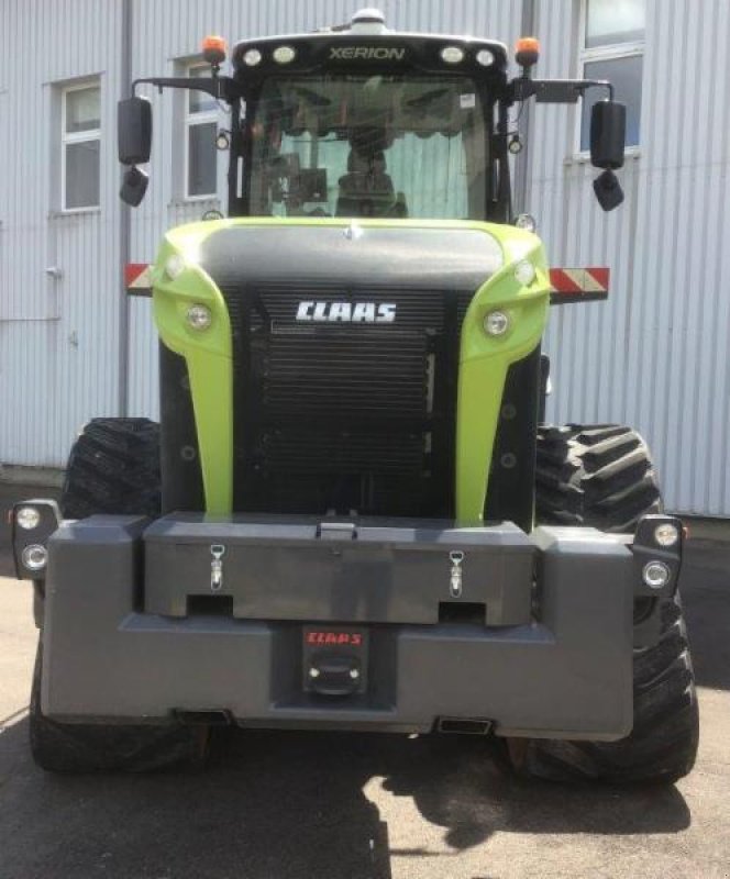 Traktor of the type CLAAS XERION 5000 TRAC TS, Gebrauchtmaschine in Landsberg (Picture 2)