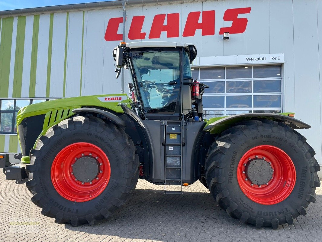 Traktor от тип CLAAS XERION 5000 TRAC VC **NEU**, Gebrauchtmaschine в Mühlengeez (Снимка 3)