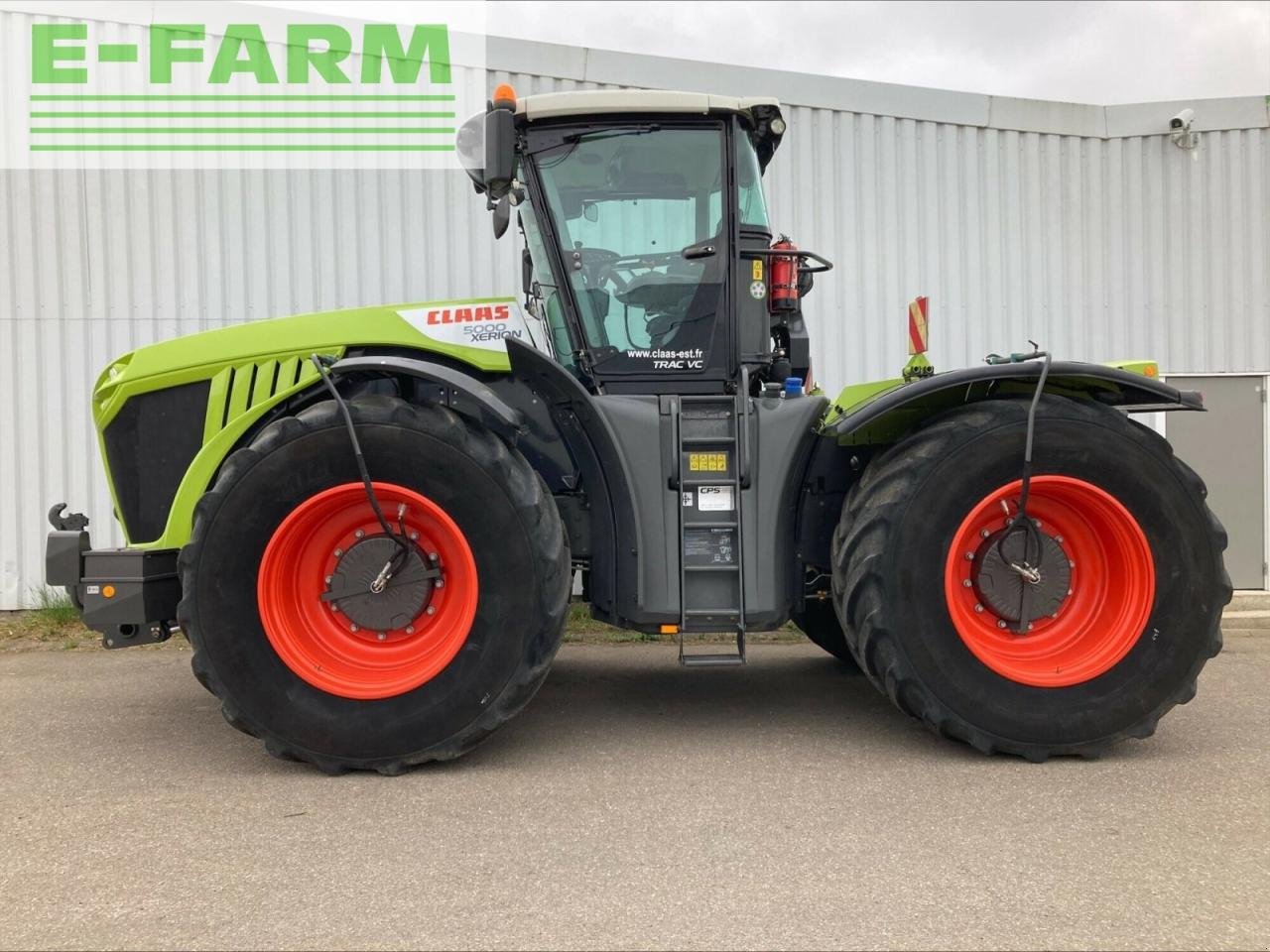 Traktor Türe ait CLAAS xerion 5000 trac vc TRAC VC, Gebrauchtmaschine içinde CHEMINOT (57 - MOSELLE) (resim 1)