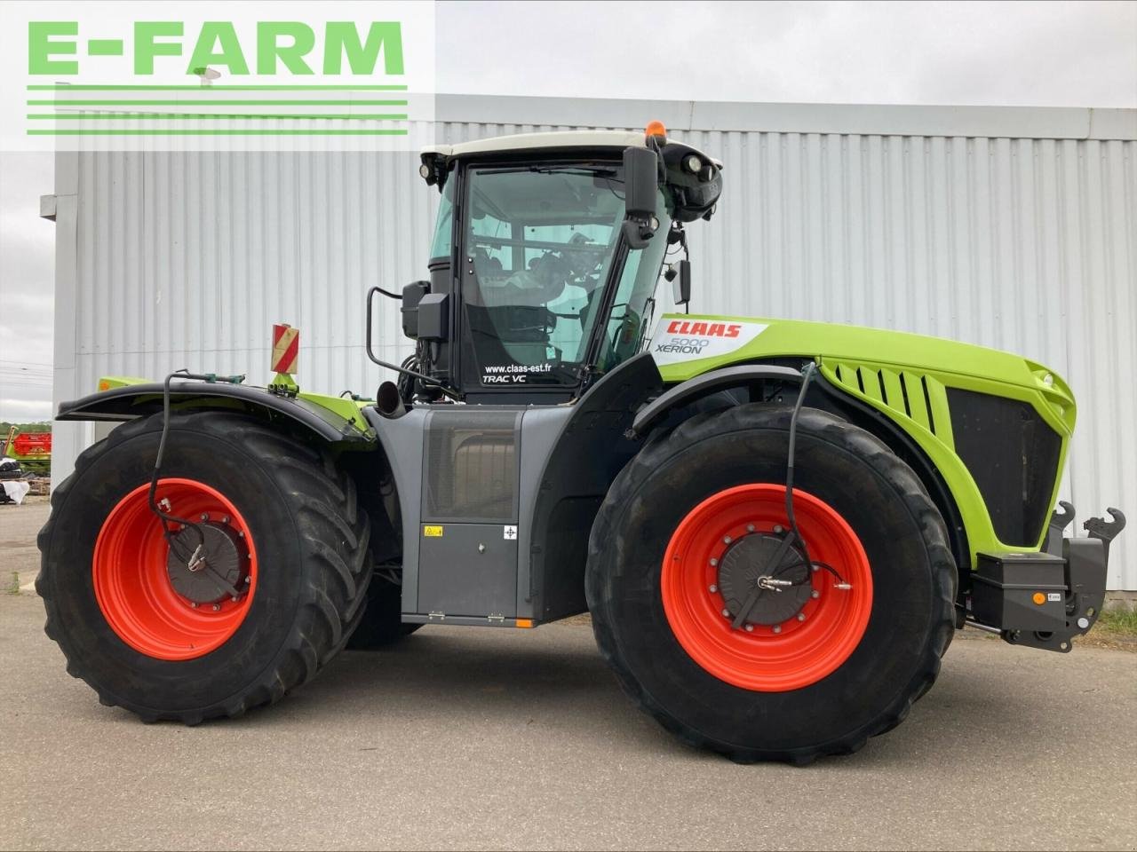 Traktor типа CLAAS xerion 5000 trac vc TRAC VC, Gebrauchtmaschine в CHEMINOT (57 - MOSELLE) (Фотография 2)