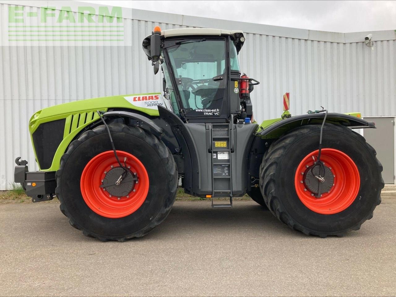 Traktor des Typs CLAAS xerion 5000 trac vc TRAC VC, Gebrauchtmaschine in CHEMINOT (57 - MOSELLE) (Bild 1)