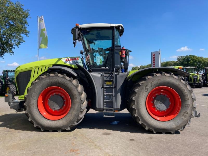 Traktor Türe ait CLAAS XERION 5000 TRAC VC, Gebrauchtmaschine içinde Molbergen (resim 10)