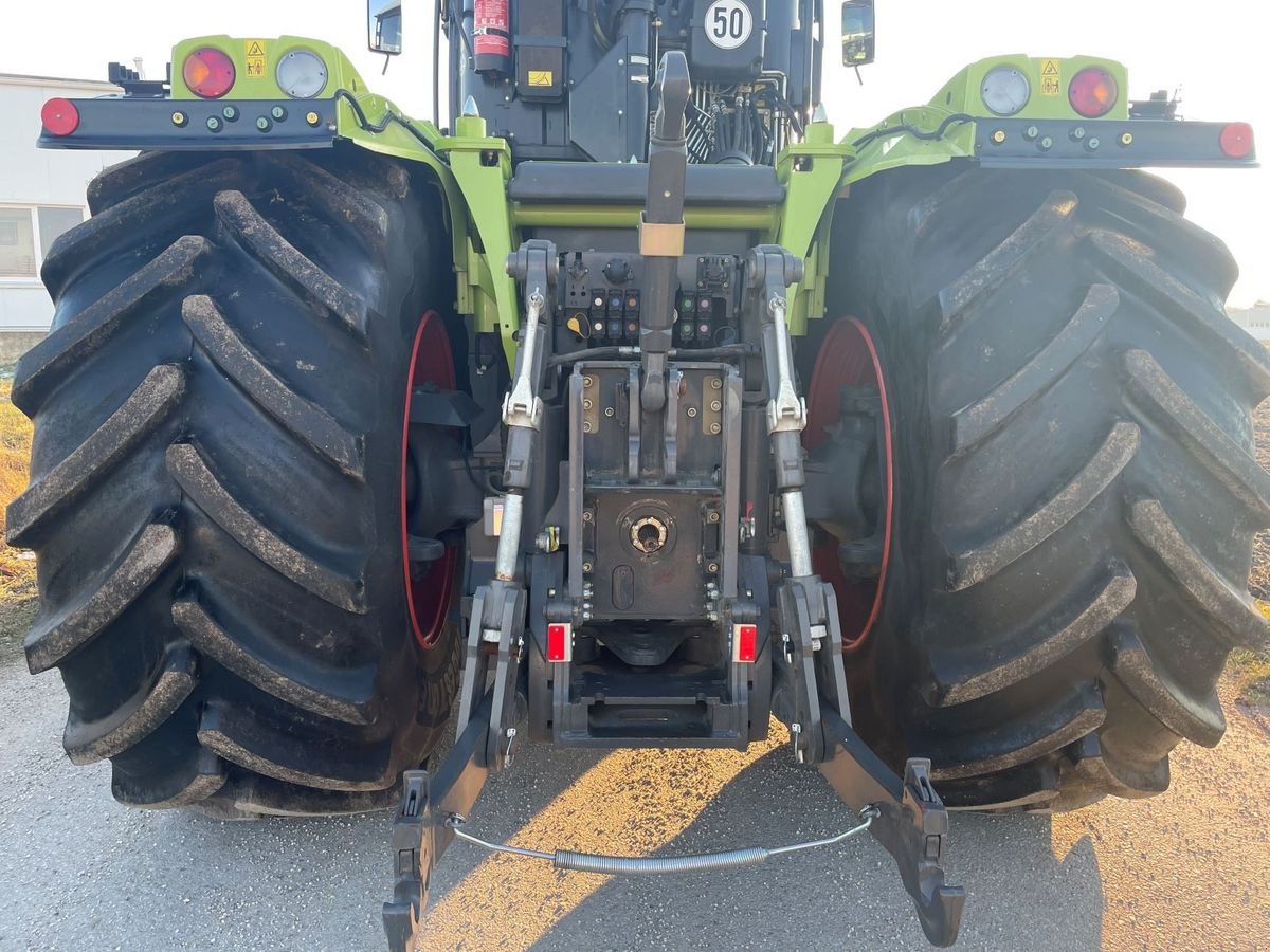 Traktor Türe ait CLAAS Xerion 5000 TRAC VC, Gebrauchtmaschine içinde Harmannsdorf-Rückersdorf (resim 2)