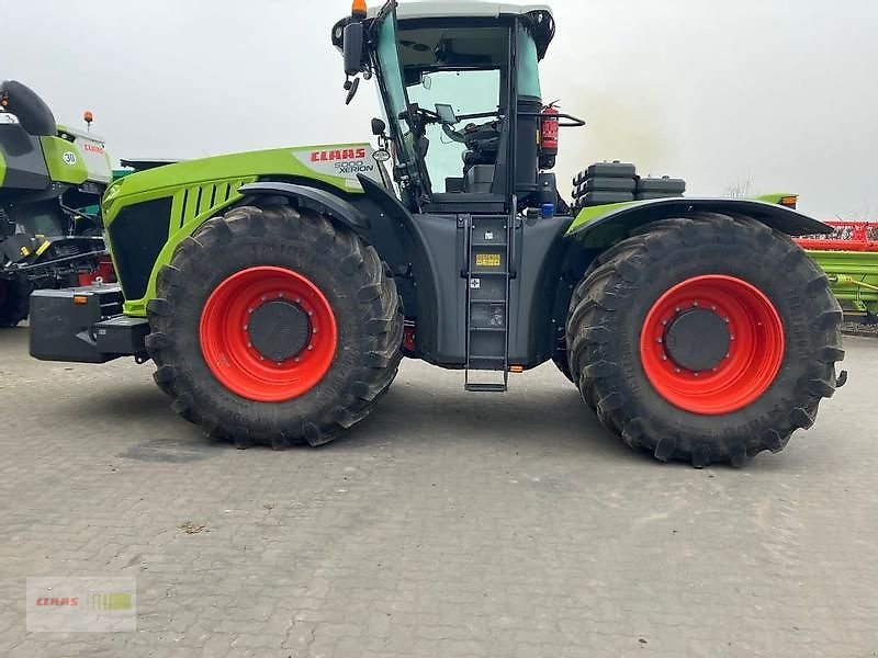 Traktor типа CLAAS Xerion 5000 Trac, Vorführmaschine в Schwülper (Фотография 1)