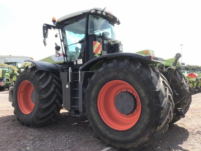 Traktor del tipo CLAAS XERION 5000 TRAC, Gebrauchtmaschine In Landsberg (Immagine 6)