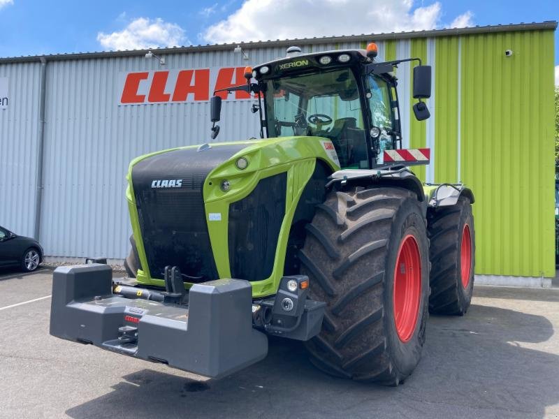 Traktor del tipo CLAAS XERION 5000 TRAC, Gebrauchtmaschine en Molbergen (Imagen 1)