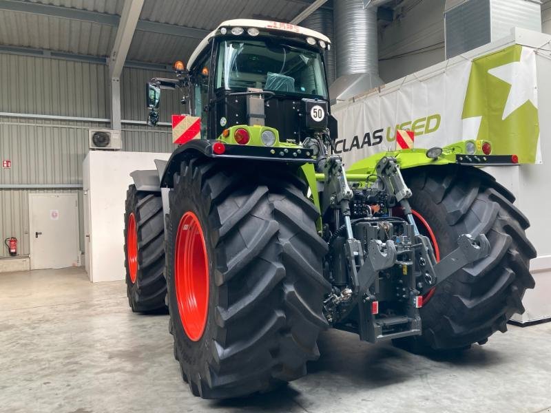 Traktor от тип CLAAS XERION 5000 TRAC, Gebrauchtmaschine в Molbergen (Снимка 8)